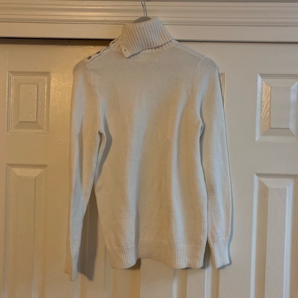 Reference Point White Turtle Neck Sweater Small - image 8